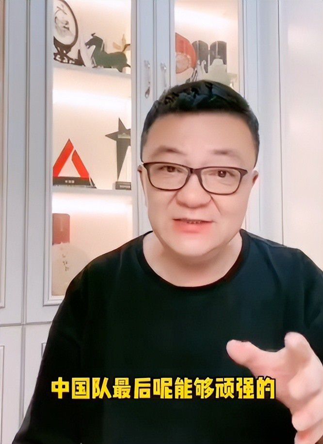 《新神榜：哪吒重生》讲述封神之战3000年后哪吒元神重生成为机车青年李云祥，与卷土重来的龙族等仇家再决生死的热血故事